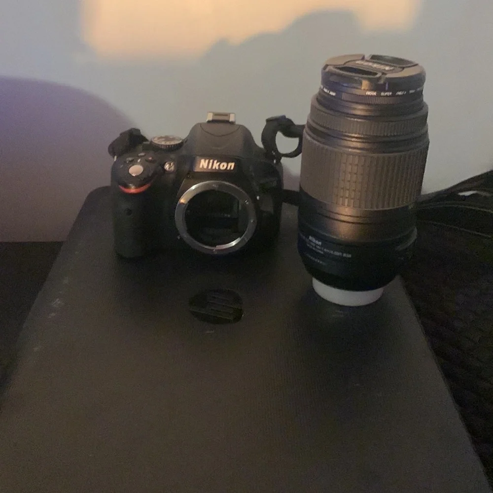 Digital camera / video